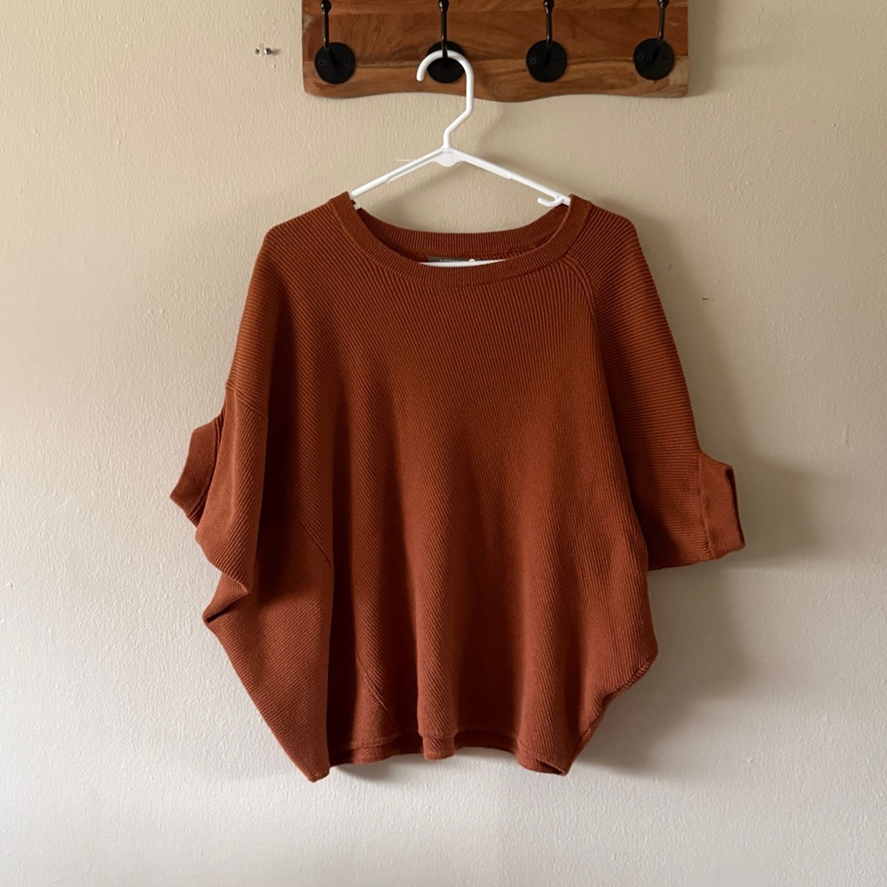 Anthropologie Ribbed Knit Poncho Sweater Rust Brown Short Sleeve Size XS Boho